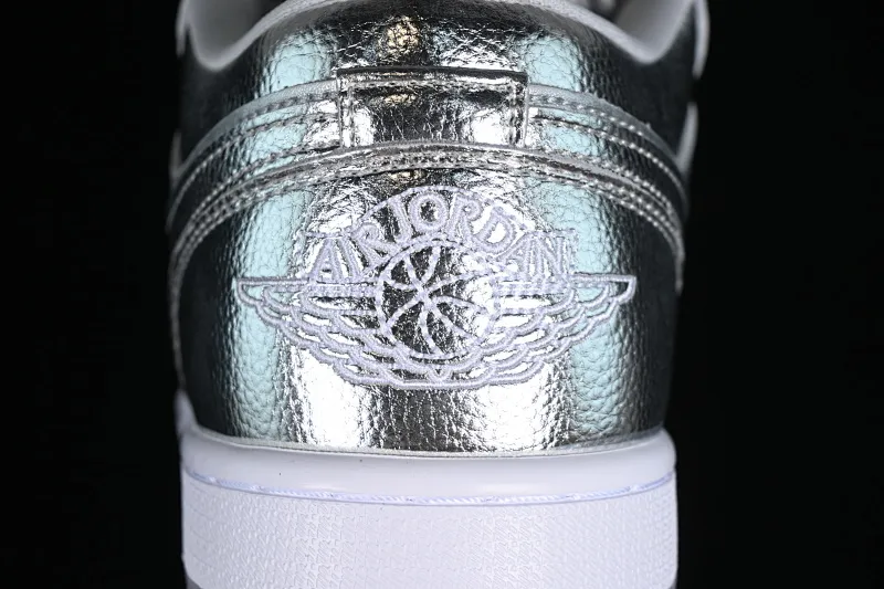 All categories Air Jordan Jordan series basketball shoes Air Jordan 1 Low Z version Air Jordan 1 Low "Metallic Silver" AJ1 Joe 1 liquid silver low-top cultural casual sneakers FN5030-001